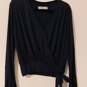 Abercrombie bell sleeve crop top